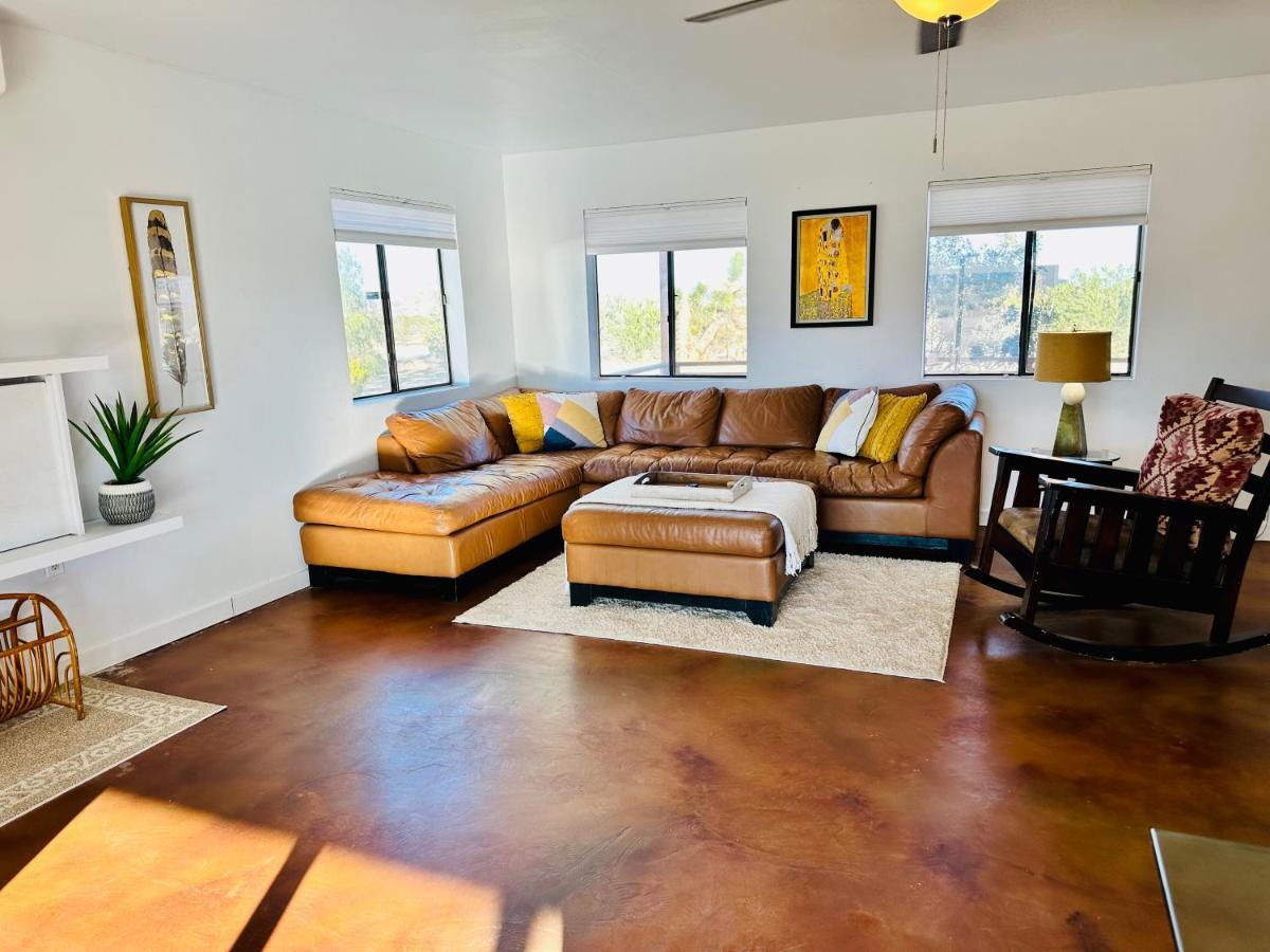 Ravens Nest Ranch, Fire Pit , Views, Near Jt Park! Villa Joshua Tree Luaran gambar