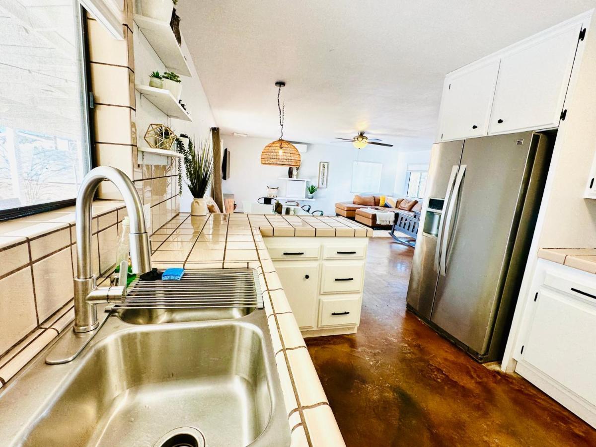 Ravens Nest Ranch, Fire Pit , Views, Near Jt Park! Villa Joshua Tree Luaran gambar