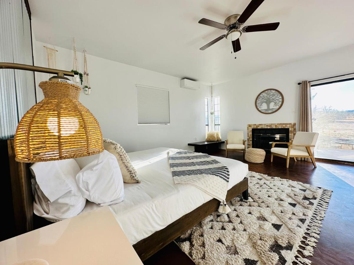 Ravens Nest Ranch, Fire Pit , Views, Near Jt Park! Villa Joshua Tree Luaran gambar