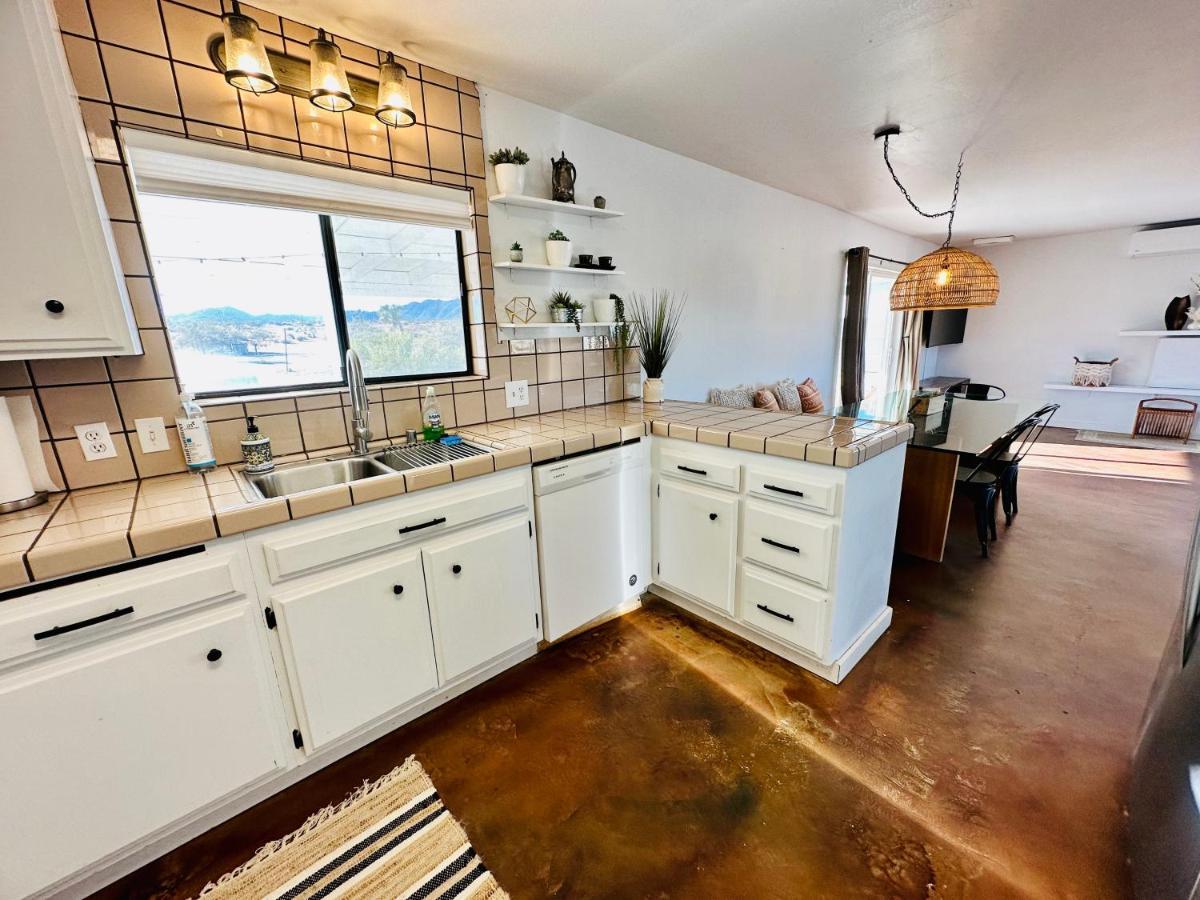 Ravens Nest Ranch, Fire Pit , Views, Near Jt Park! Villa Joshua Tree Luaran gambar